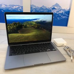 13” Apple MacBook Pro I5 w/ Music Production & Video Editing Software 