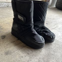 Snow Boots