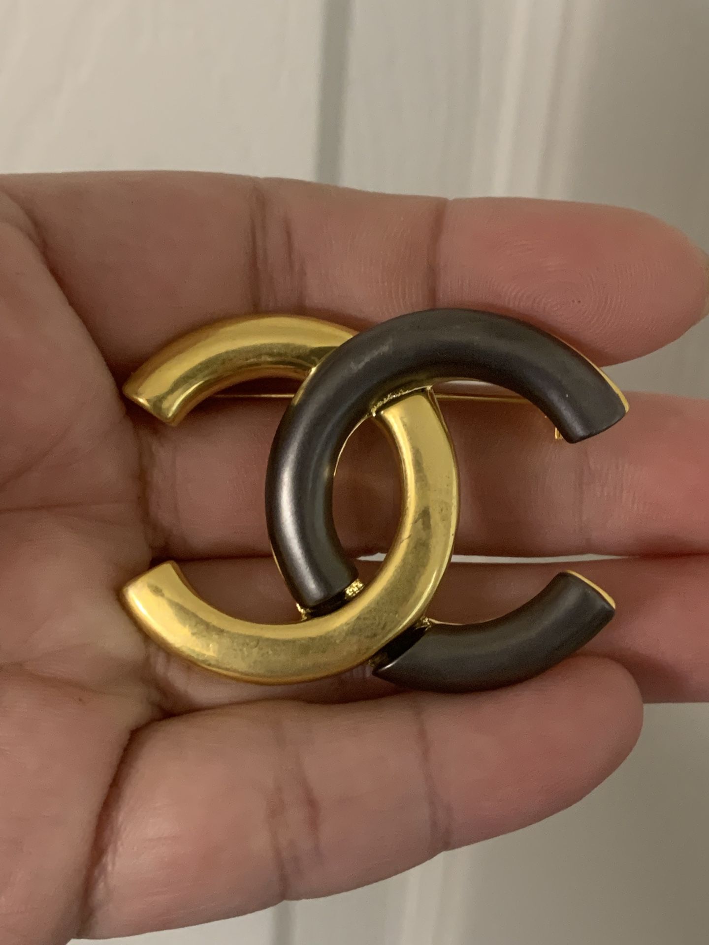 Brooch Pin