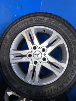 Mercedes’ 18” Wheels & Tires 