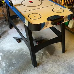 Air Hockey Table
