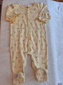 Baby Girl Pajamas,  Size 9 mo, Little Me
