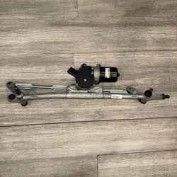 2011-20 Grand Caravan Windshield Wiper Motor &Transmission 05113043AE OEM