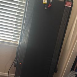 Easy To Store Treadmill 