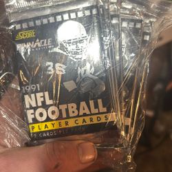 1991 Pinnacle Unopened Packs Of Football Cards