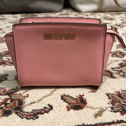 Michael Kors Mini Cross Body