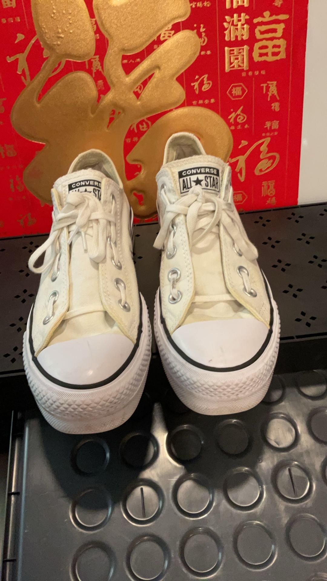 Used White Converse Chuck Taylor All Star Lift Platform High Tops, US Women’s Size 7