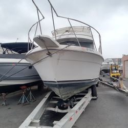 1987 28’ Carver Voyager (Parting Out) BOAT OR TRAILER is NOT For SALE! Parts Only