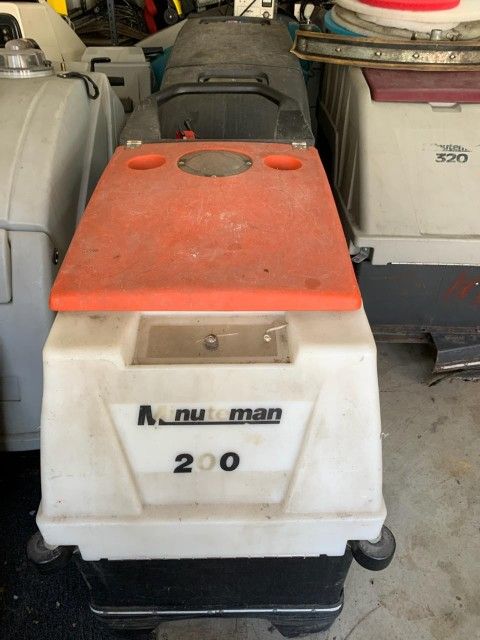 Minuteman 200 Scrubber