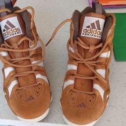 Adidas Kobe Bryant Size 8 Men 