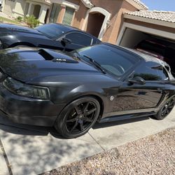 2004 Ford Mustang