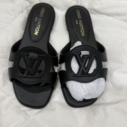 LV Flats 