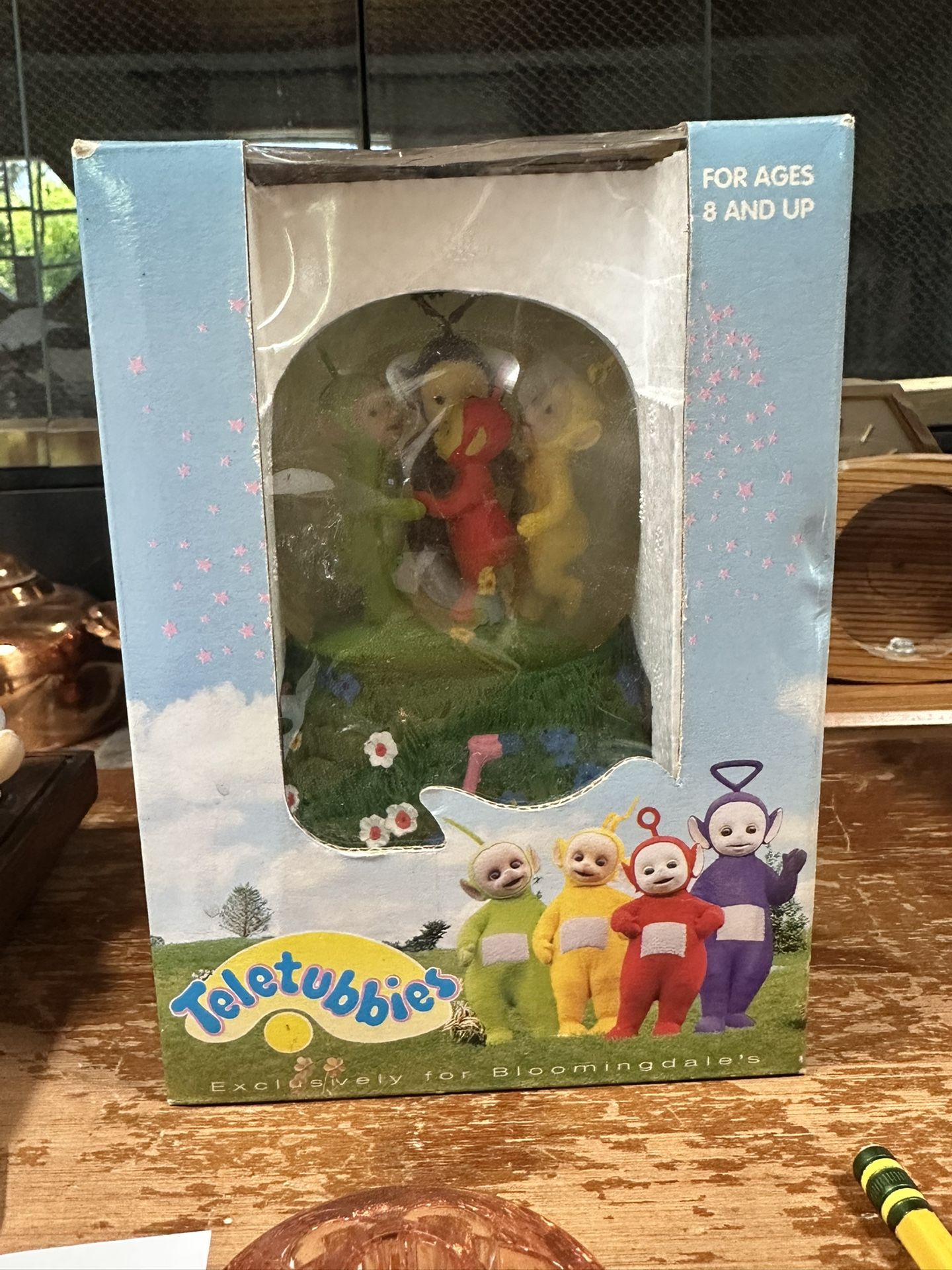 Vintage New Teletubbies Glitter Globe Music Box