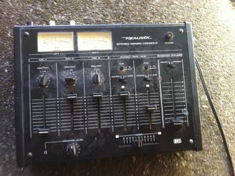 realistic stereo mixer console