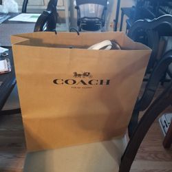 Real Coach Purse Used Great Condition Dont Need It Needs To Go 