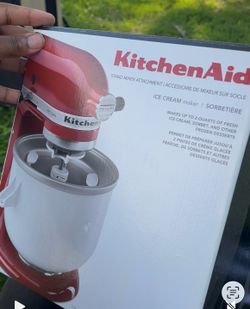 ice cream maker