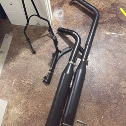 Sissy Bar And Stock Pipes
