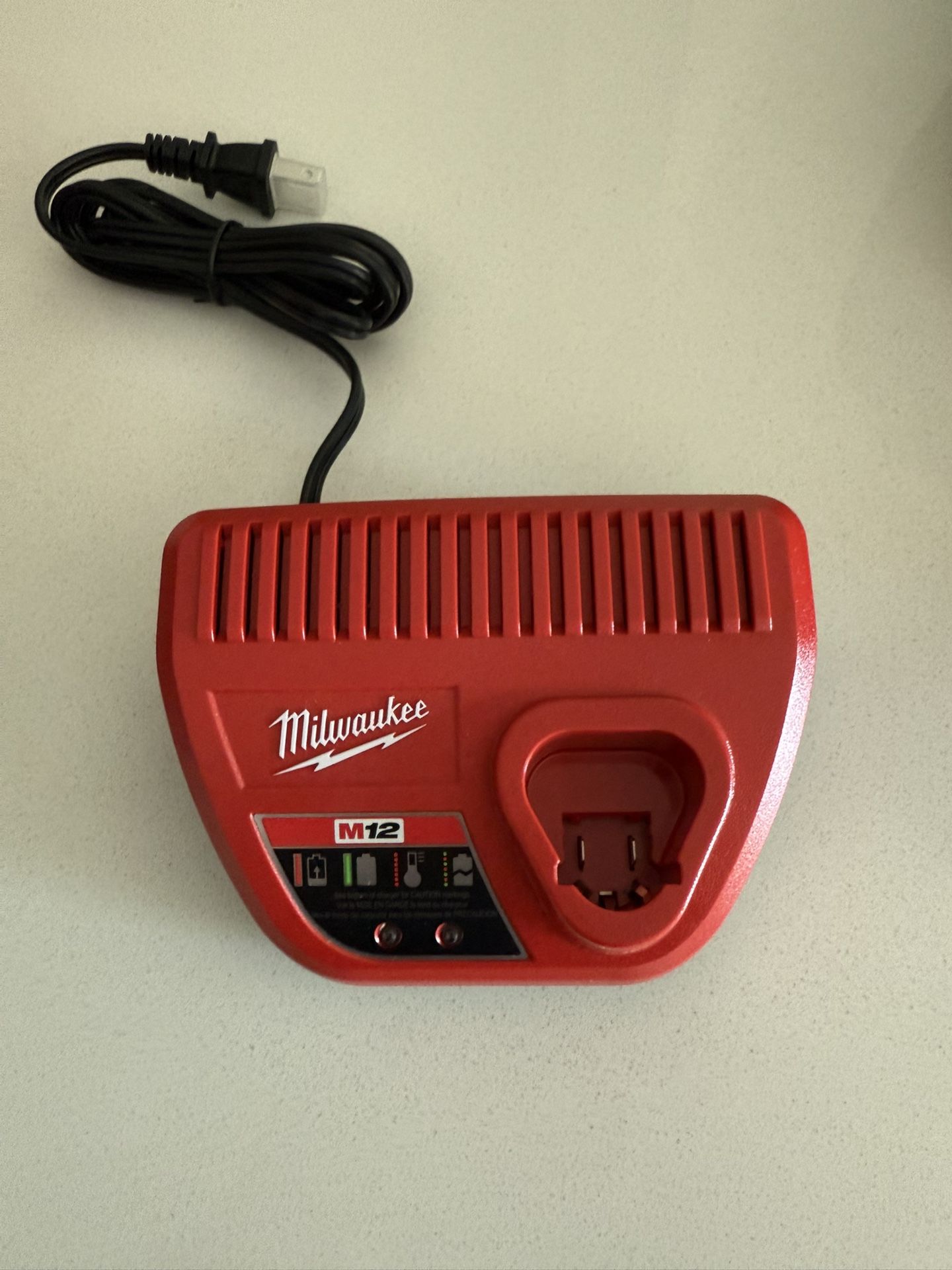 milwaukee m12 charger