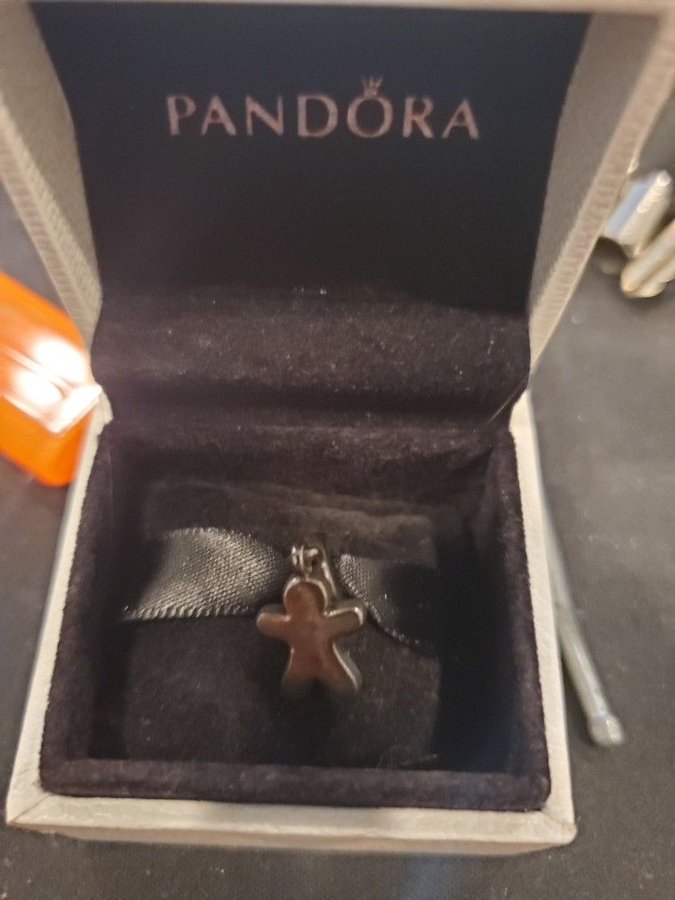Pandora Ginger Bread Man