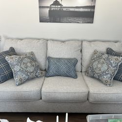Raymour & Flanigan Trixie Sofa, Chair and a half, Ottoman