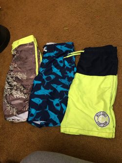 Boys 10/12 water shorts
