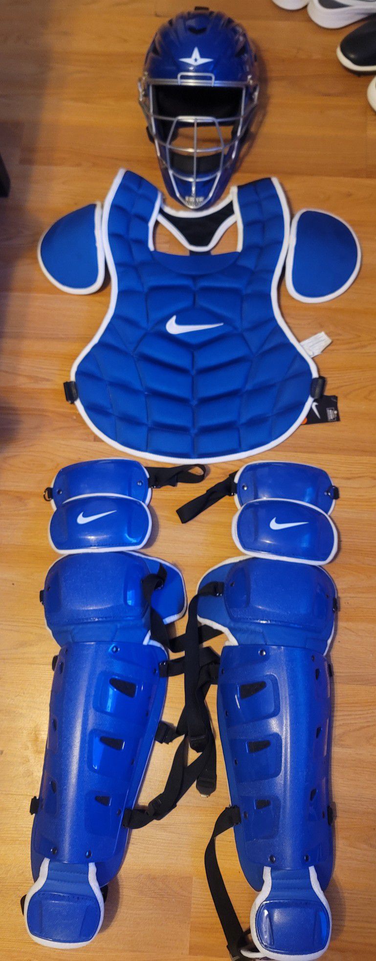 Brand New Nike Catchers Gear 15-16 Blue White Adult Size Shinguards Chest  Protector & All Star Hockey Style Mask Blue for Sale in West Covina, CA 