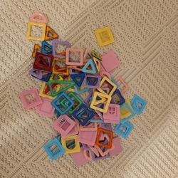 110 Pieces Magnatiles 