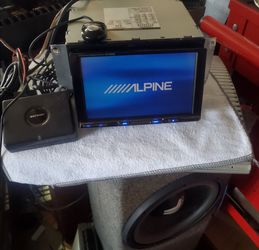 Alpine IVA- W200 with bluetooth adapter