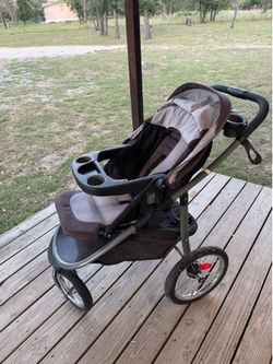 Graco jogging stroller