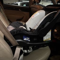BabyTrend Infant Car Seat 