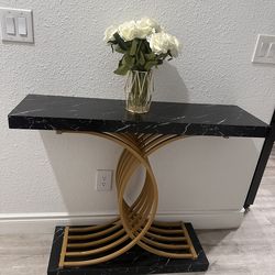 Table for main entrance