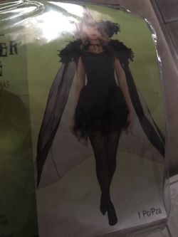 Witch feather Cape