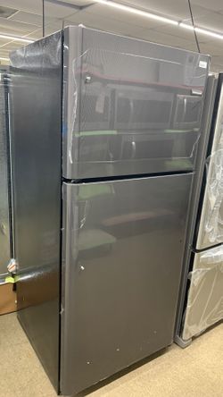Black Steel Frigidaire refrigerator !!
