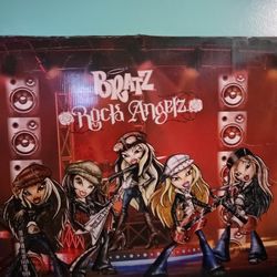 Rare 2005  Bratz Rock Angelz Set Toys R Us Exclusive 