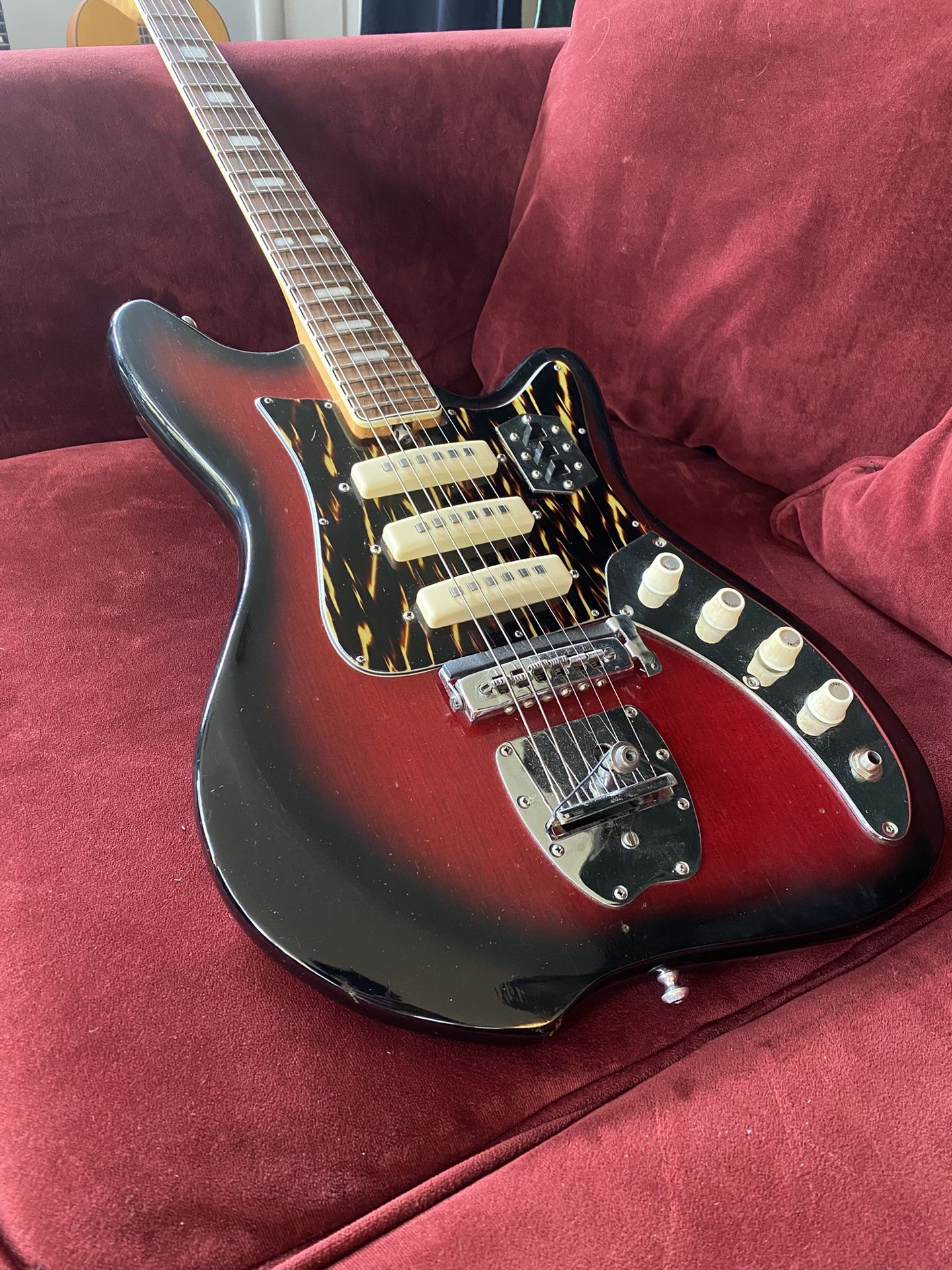 Kawai Mayfair 1965 - Vintage Electric Guitar for Sale in Tempe, AZ 