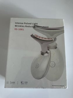 Intense pulsed light wrinkles reducing instrument