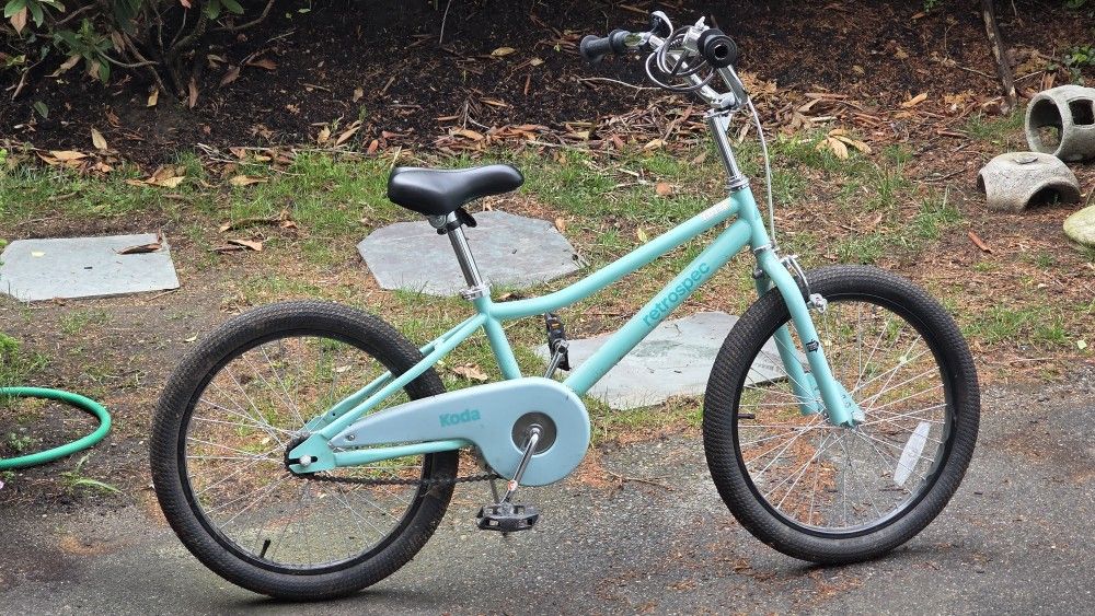Koda 20" Kids' Bike (6-8 yrs) - Seafoam + Helmet