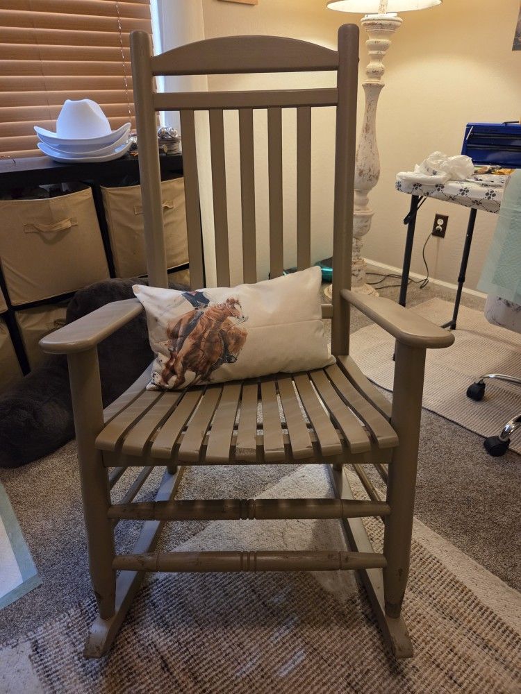 Hampton Bay Rocking Chair