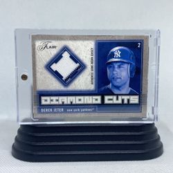 Derek Jeter 2003 Fleer “Diamond Cuts Patch” Card#DC-DJ