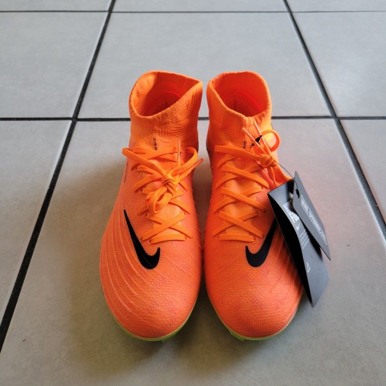 Nike Phantom Luna Elite FG Cleats 'Guava Ice' (FN8408-800) Women's Size 6.5