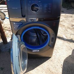 Washer& Dryer G. E.comb.