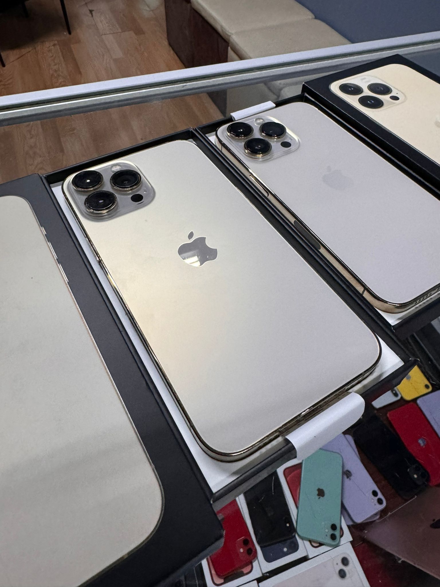 iPhone 15 Pro Max For All