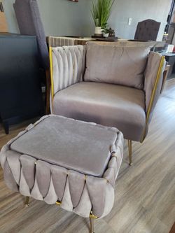 Modern velvet accent chair with ottoman storage. New