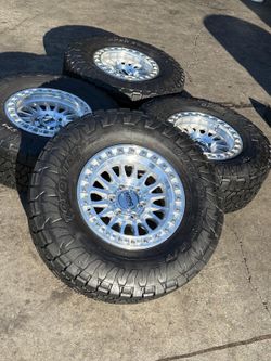 KMC Rims 17x8.5