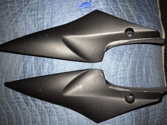Gsxr 2007 side tank cowl covers