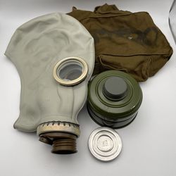 SOVIET RUSSIAN MILITARY GP-5 GAS MASK NBC (NUCLEAR, BIOLOGICAL, CHEMICAL (NEW)