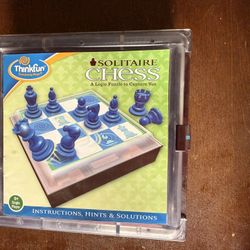 Rare Vintage Solitaire Chess in A Box