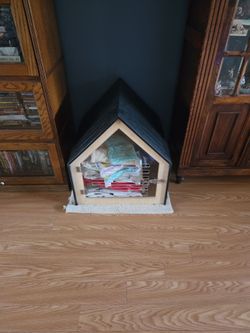Dog House-indoor (small to medium dog)  DOG IN PHOTOS NOT FOR SALE.