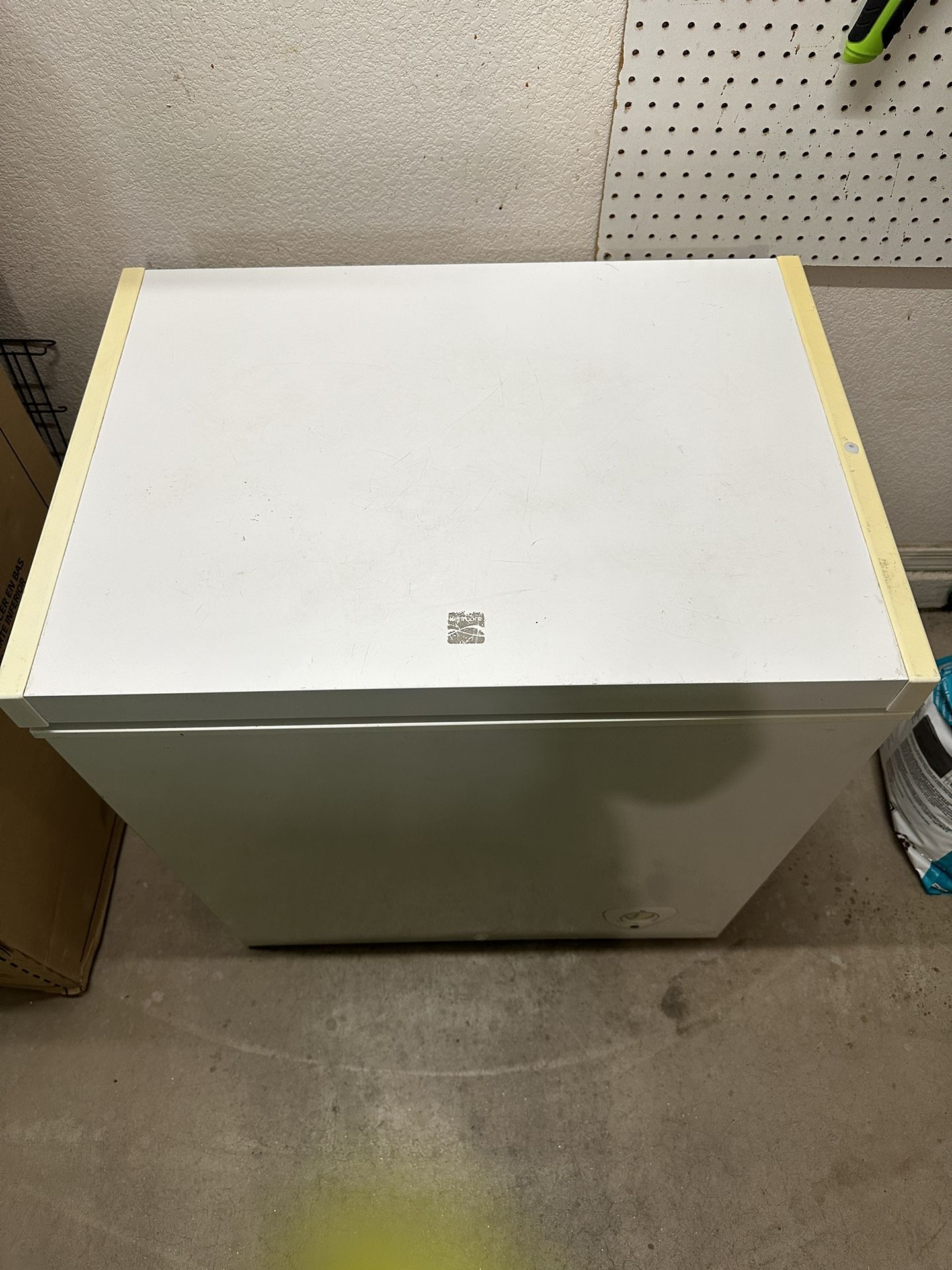 Kenmore 5cf chest freezer