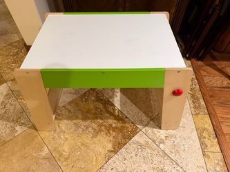 Kids Desk / Art Table